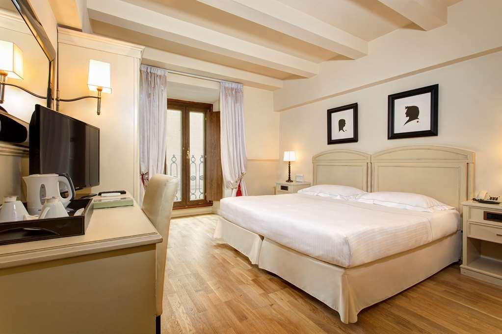 Grand Cavour Hotel