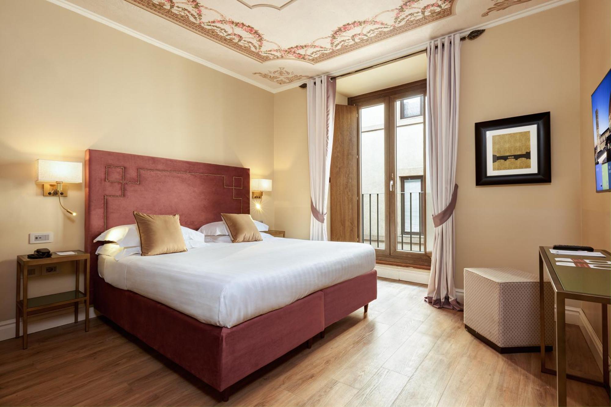 Grand Cavour Hotel 4*